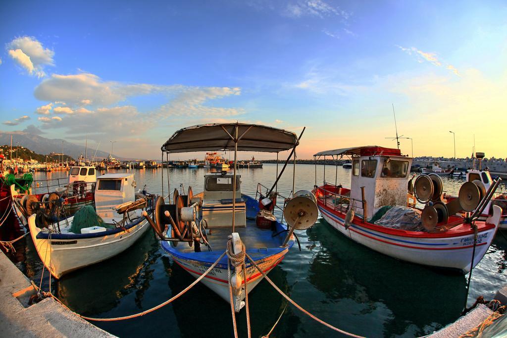 Hotel Morfeas Platamonas Bagian luar foto